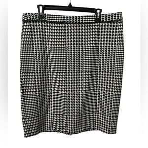 Talbots Black and White Houndstooth Pencil Skirt Faux Leather Detailing Size 16